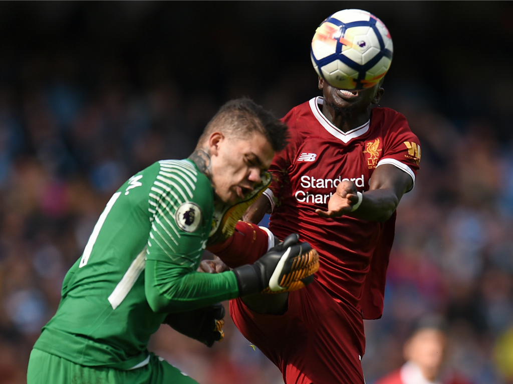 Le choc entre Mané et Ederson