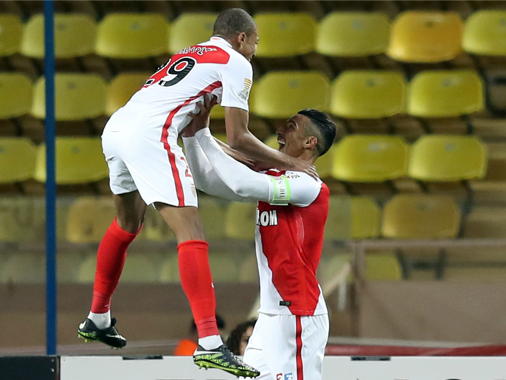 Kylian Mbappé et Nabil Dirar