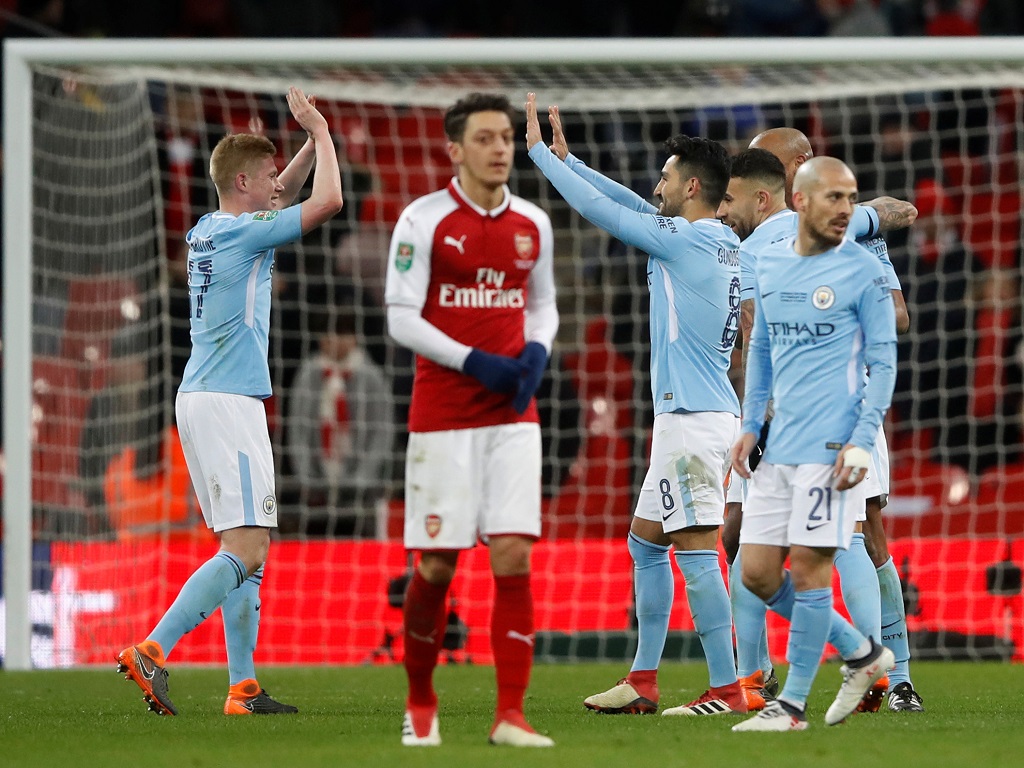 Özil