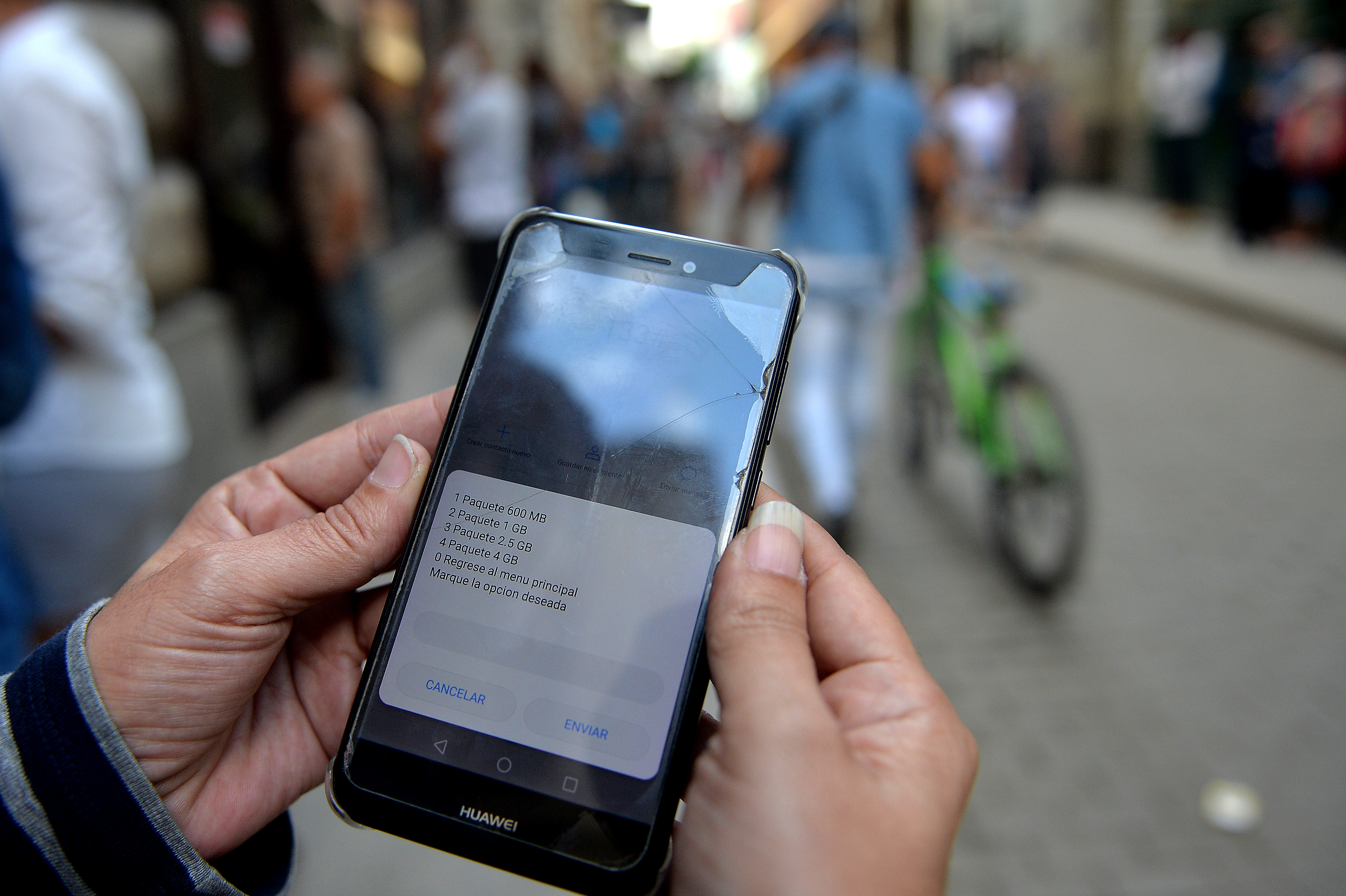 Une femme envoie 160.000 textos à son ex