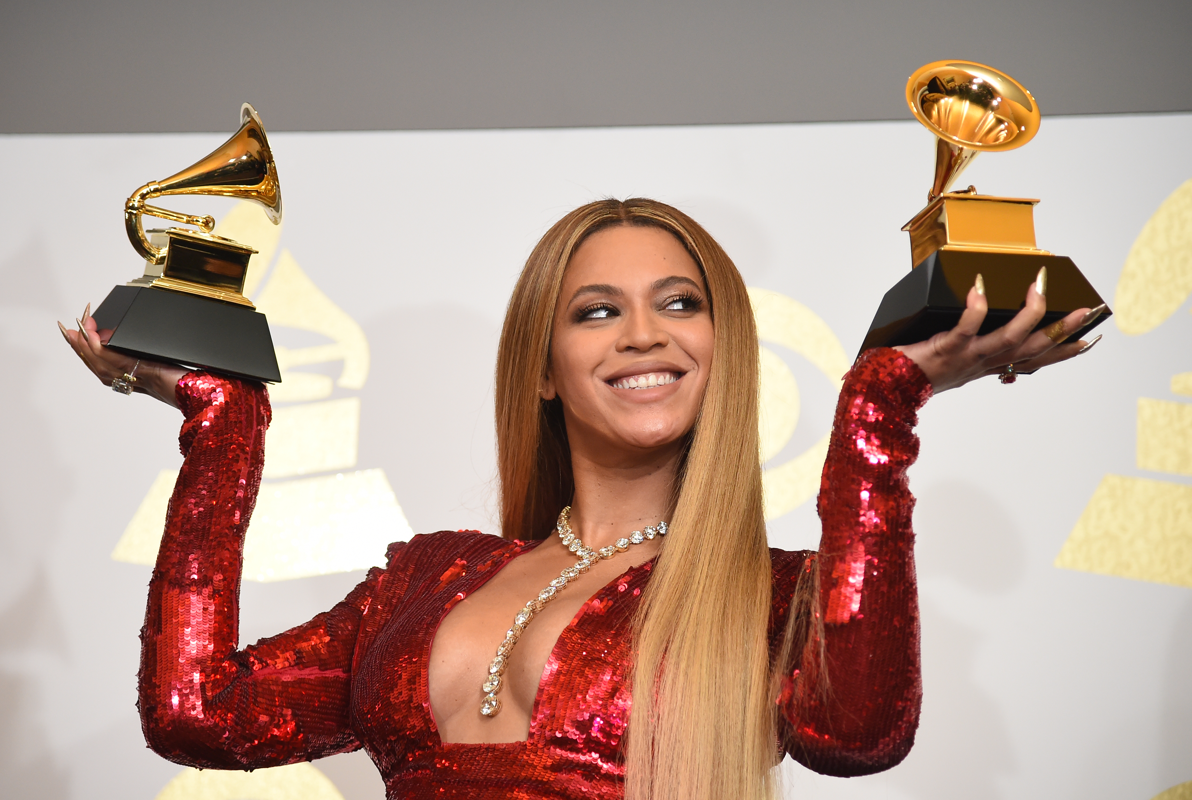 Grammy Awards : des objets ayant appartenu aux stars vendus sur eBay