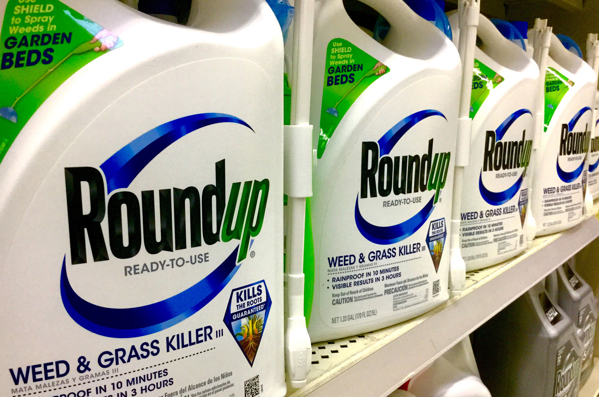 La question du jour: Glyphosate, oeufs contaminés: après ces controverses sanitaires, faites-vous plus attention à ce que vous consommez?
