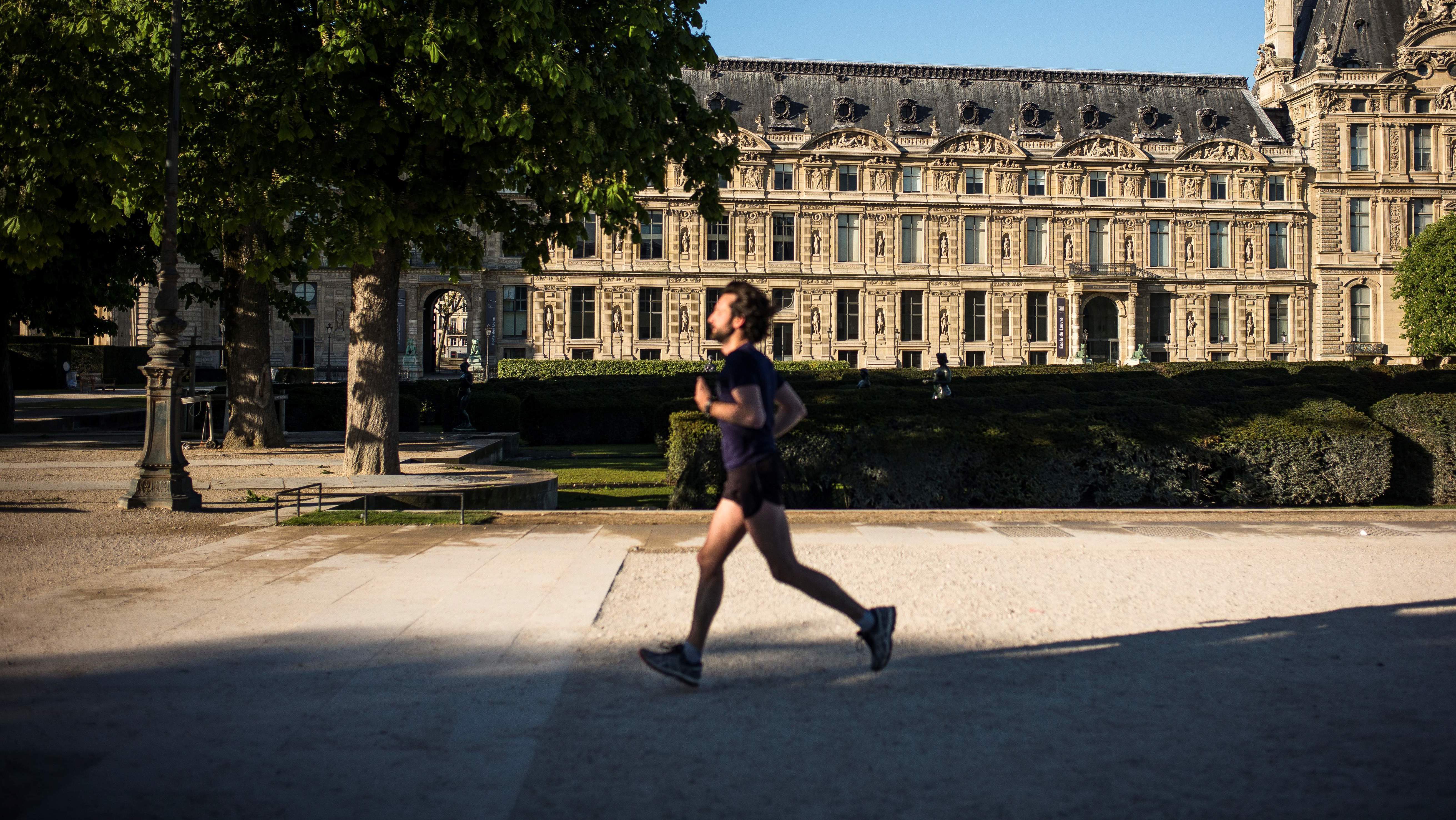 Joggeur à Paris jogging
