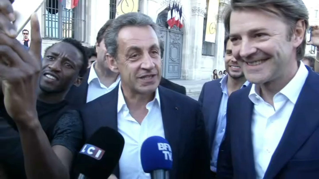 Barrages L1/L2. Troyes - Lorient : Nicolas Sarkozy dans les tribunes