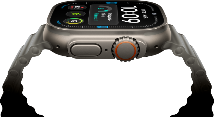 Apple Watch Ultra 4, boîtier en titane, finition naturelle, cadran numérique, complications : Préparation, Fréquence cardiaque, Exercices, Température, côté droit, Digital Crown, bouton latéral en saillie, Bracelet Océan, gris translucide