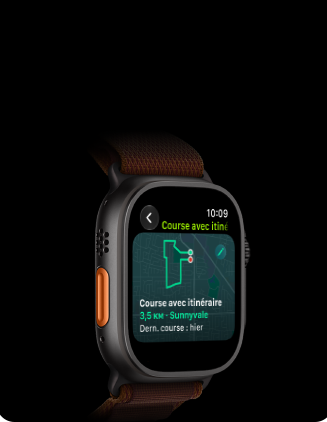 Apple Watch Ultra 4, boîtier en titane, noir, fonctionnalité Course avec itinéraire avec une carte d’un parcours de course à pied, côté gauche, bouton Action, Boucle Alpine, bordeaux