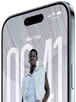 iPhone Air, face avant, côté, présentant le design tout écran, écran verrouillé affiché