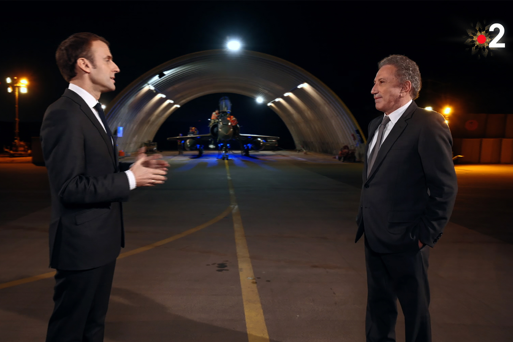 Emmanuel Macron et Michel Drucker le 25 décembre sur France 2