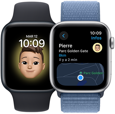 Deux Apple Watch SE. L’une affiche un fond d’écran avec l’emoji d’une personne. L’autre affiche un écran de l’app Plans indiquant la position de cette personne.