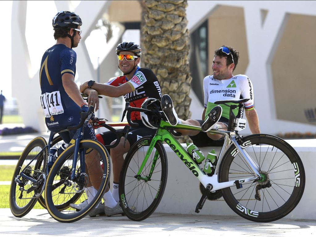 Mark Cavendish abandonne déjà à Abu Dhabi