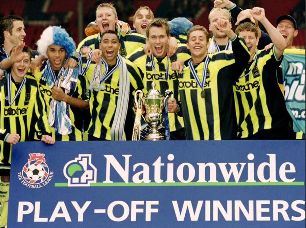 City fête son titre à Wembley en 1999