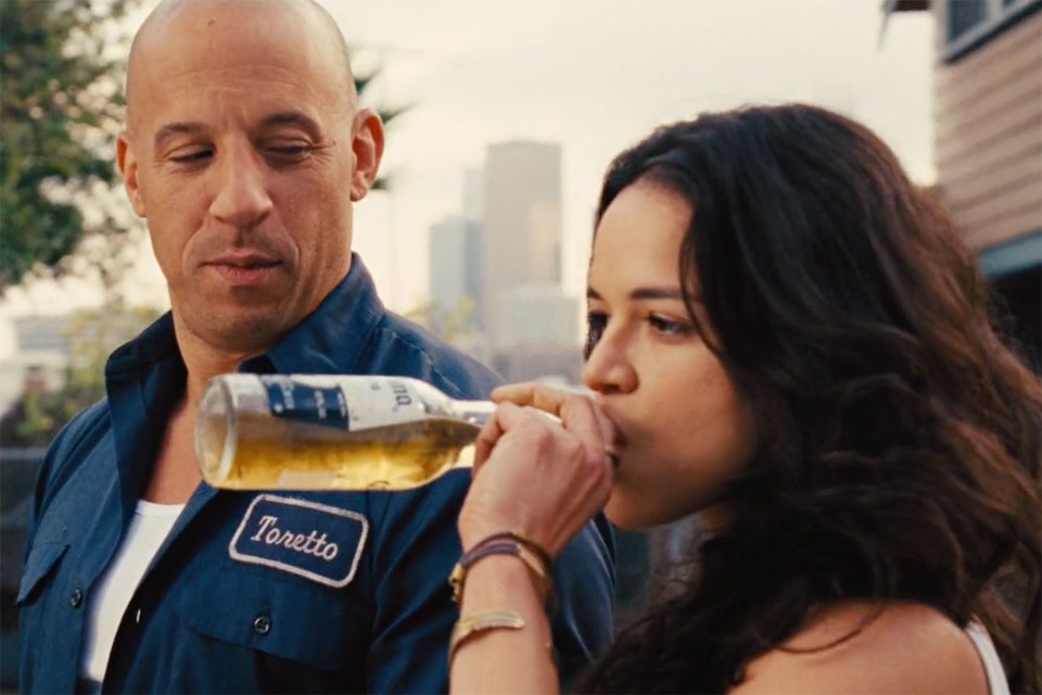 La saga Fast and Furious est en réalité une pub déguisée pour la Corona