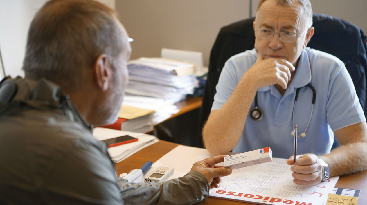 Consultation d'un patient chez le médecin (illustration)