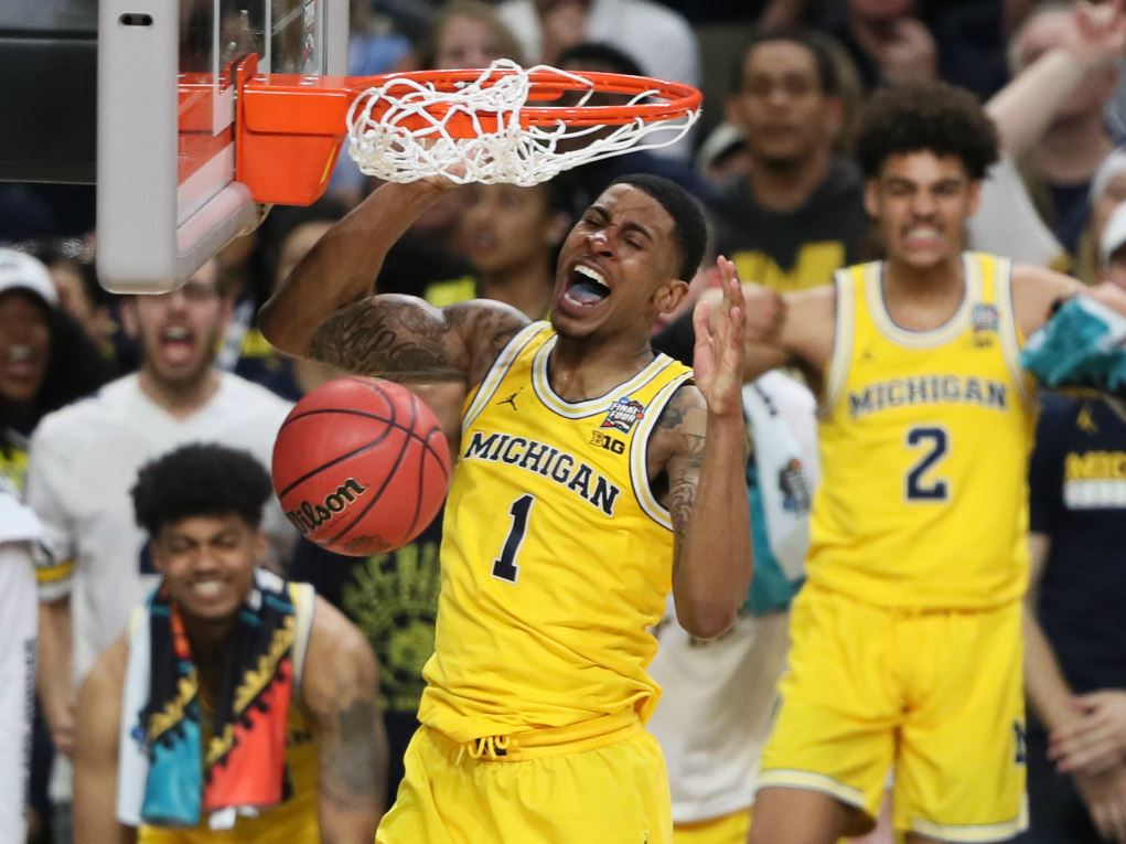 Charles Matthews au dunk