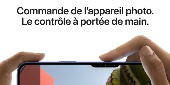 Deux iPhone 15 Plus coté fac et dos