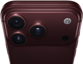 iPhone 18 Pro Max, finition bordeaux (rouge                                foncé), face arrière, système caméra Pro Fusion au sommet, 3 objectifs, lamelles                                d’ouverture variable partiellement fermées, flash, micro et scanner LiDAR, face                                supérieure, antenne cellulaire, côtés plats, bords arrondis