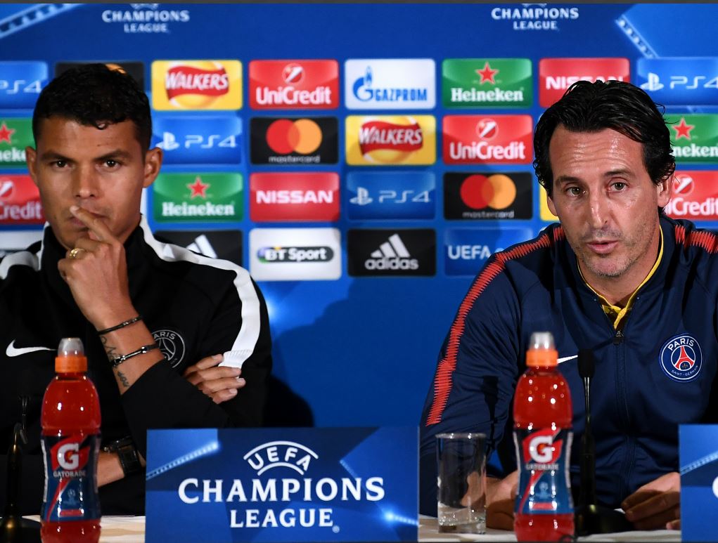 Thiago Silva avec Unai Emery en conférence de presse